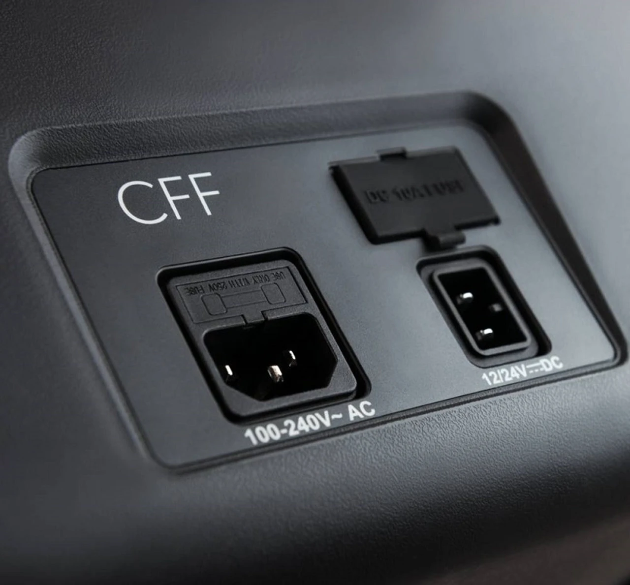 Dometic CFF 45 Portable Compressor Cool Box And Freezer 9 Dometic CFF 45 Portable Compressor Cool Box And Freezer - Image 8