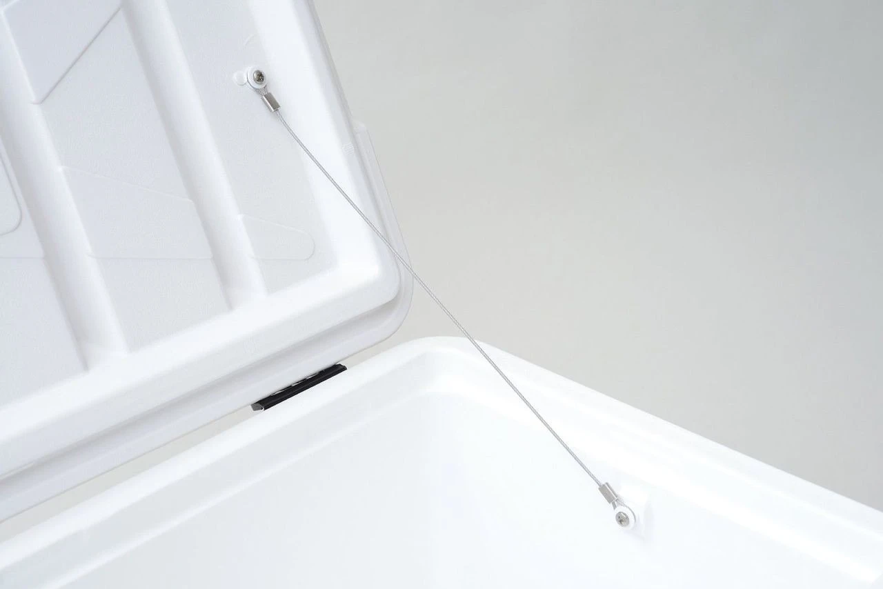 Igloo Marine Ultra 36 QT Cool Box 34L Weekend Ice Box 6 Igloo Marine Ultra 36 QT Cool Box 34L Weekend Ice Box - Image 4