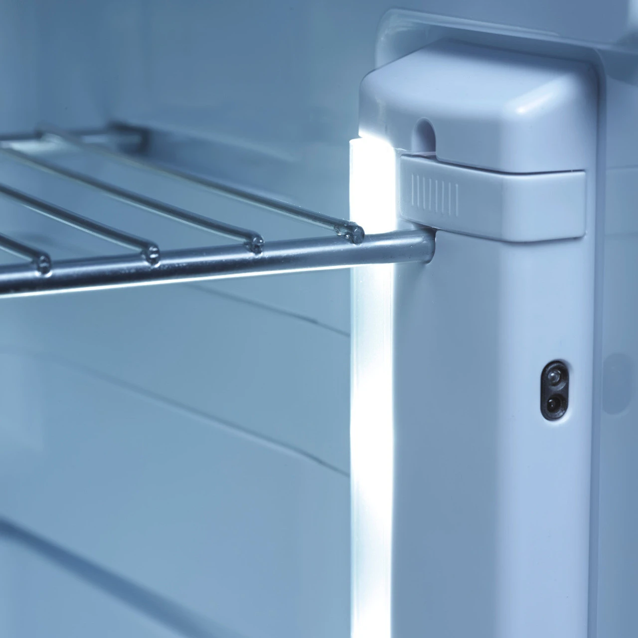 Dometic RML 9430/9435 Caravan Motorhome Fridge Freezer 3 Way 10 Dometic RML 9430/9435 Caravan Motorhome Fridge Freezer 3 Way - Image 8