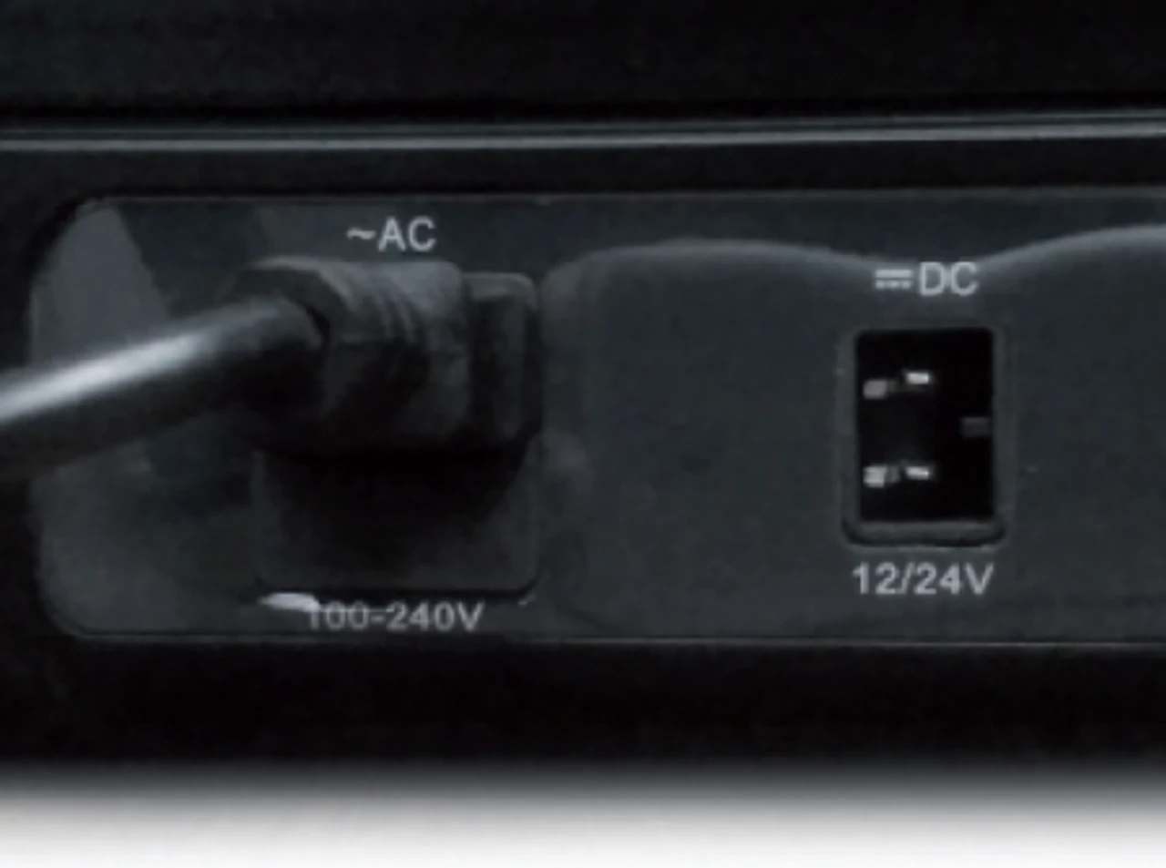 Vitrifrigo VF35P Portable Campervan Fridge Freezer Coolbox 12v 24v Mains 6 Vitrifrigo VF35P Portable Campervan Fridge Freezer Coolbox 12v 24v Mains - Image 4