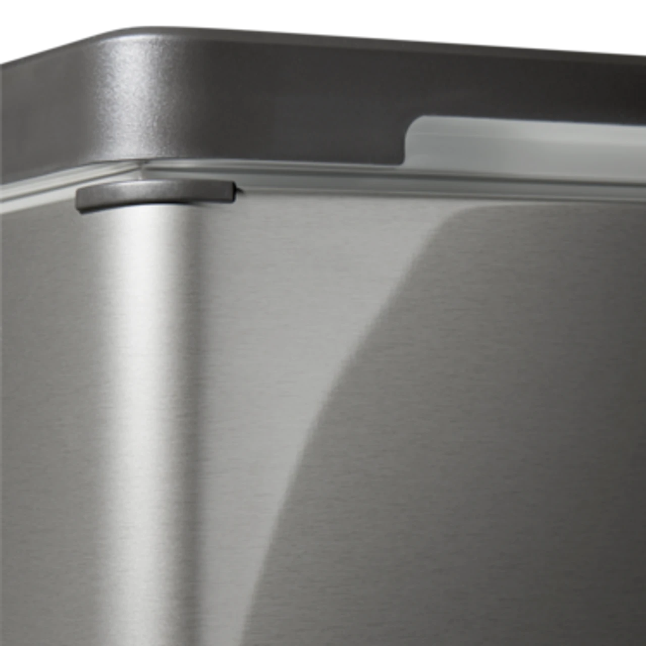 Dometic ACX3 40 3 Way LPG 12v Mains Portable Camping Fridge 5 Dometic ACX3 40 3 Way LPG 12v Mains Portable Camping Fridge - Image 3