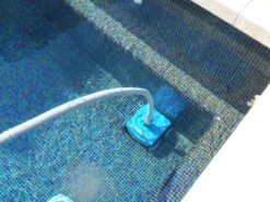 Dolphin Hybrid RS1 Swimming Pool Cleaning Robot -Outdoor Gear Store rs1 underwater floor 97808.1429106827