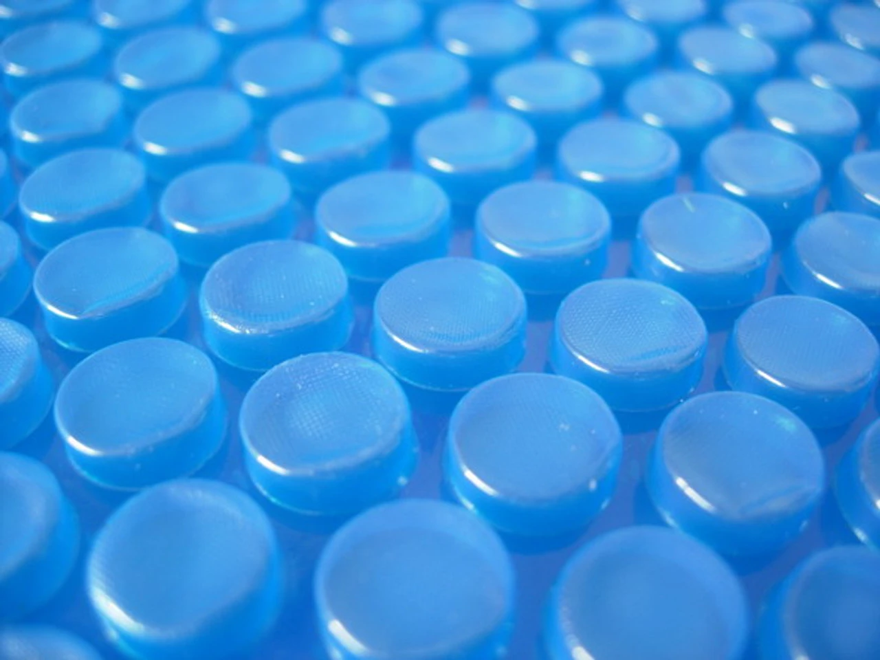 Above Ground Swimming Pool Solar Covers 4 Above Ground Swimming Pool Solar Covers - Image 2