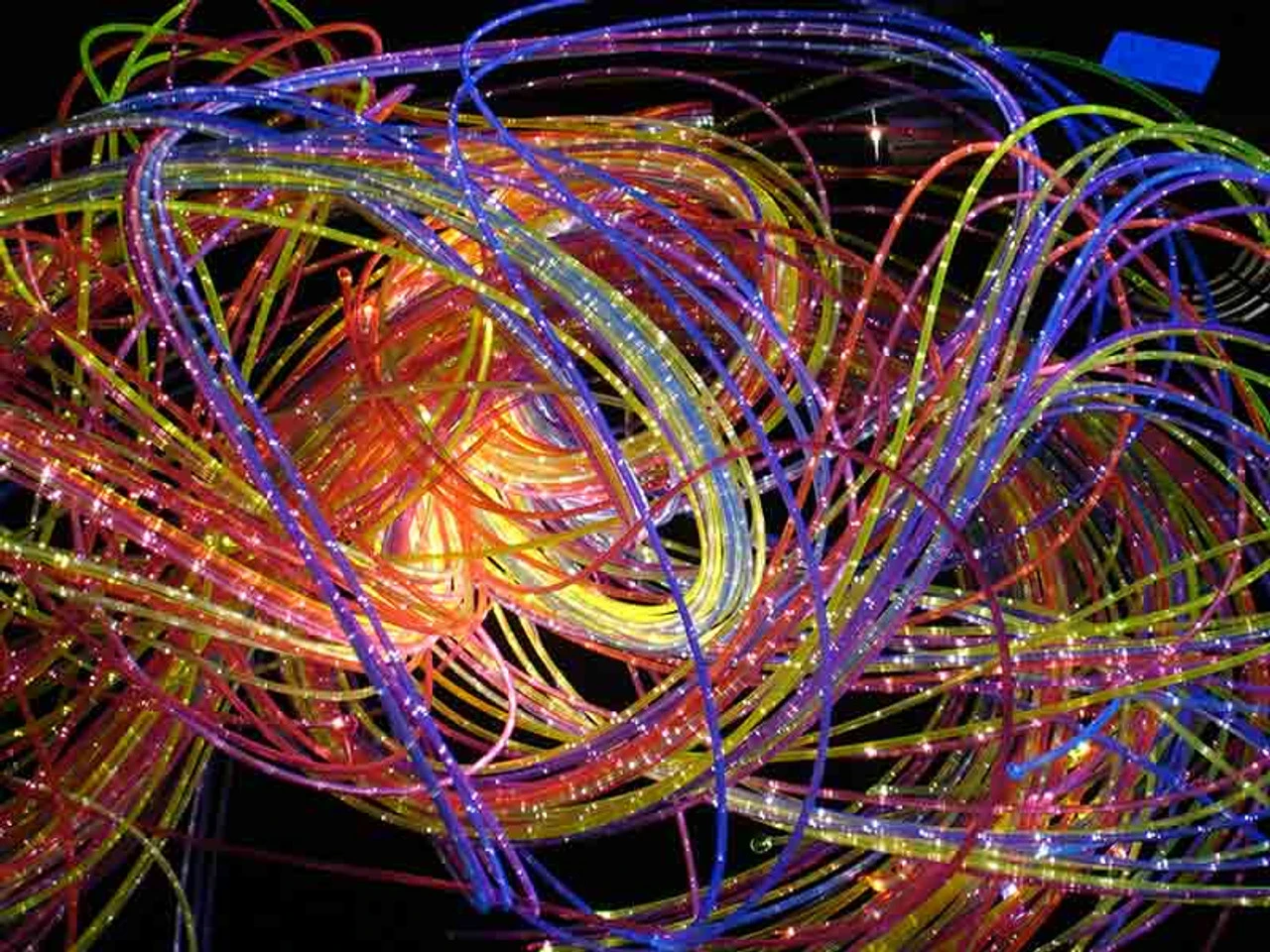 Fibre Optic UV Reactive Sensory Lighting Kit 7 Fibre Optic UV Reactive Sensory Lighting Kit - Image 5