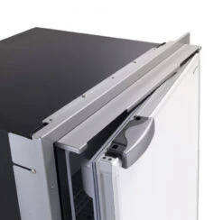 Vitrifrigo C39i Campervan Marine & Caravan 2 Way Compressor Fridge -Outdoor Gear Store vitrifrigo white 95847.1646737941